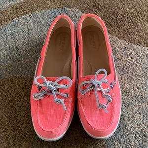 Coral/Pink Size 8 Sperry Boat Shoes